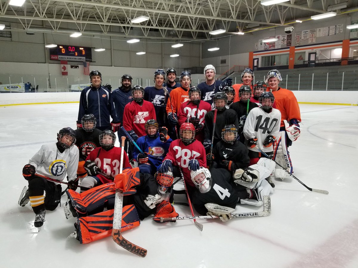 daniellopezmft's tweet photo. The @KanataLasers joined the Rep A Minor Peewee Blazers tonight at practice! The boys really enjoyed themselves. Thanks for coming out guys! @KMHANews https://t.co/MoZS8d2iME