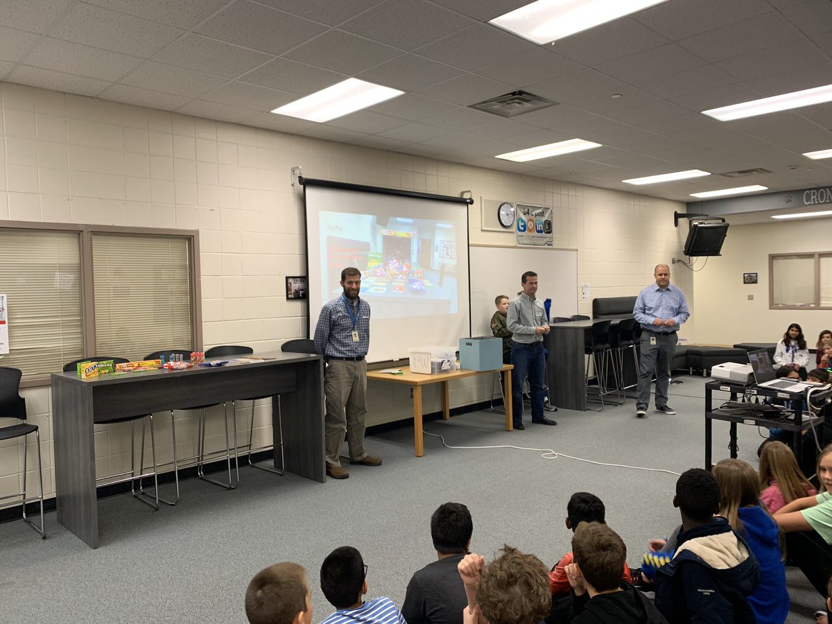 hollyherrera14's tweet photo. Team 6–1 had its multiplication jump competition at the November den meeting! Luke is the fastest on the team! Thank you to Mr. Karubas and Mr. Snyder for helping with the raffle. @CroneSchool https://t.co/milgOLi6Eh