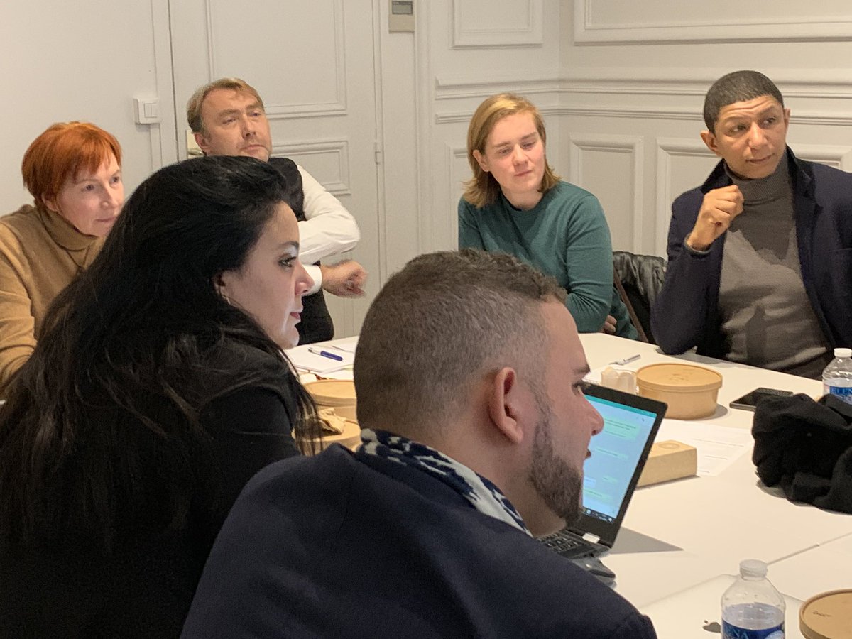 jc_tortora's tweet photo. Agir pour plus de diversité dans le numérique. Nous avons accueilli aujourd’hui à @LaTribune les acteurs engagés pour mieux décrypter les solutions d’avenir. Rdv dans notre hebdo du 13/12
@EmmanuelMacron @cedric_o 
#diversité #diversidays https://t.co/d1bXhSXp2Y