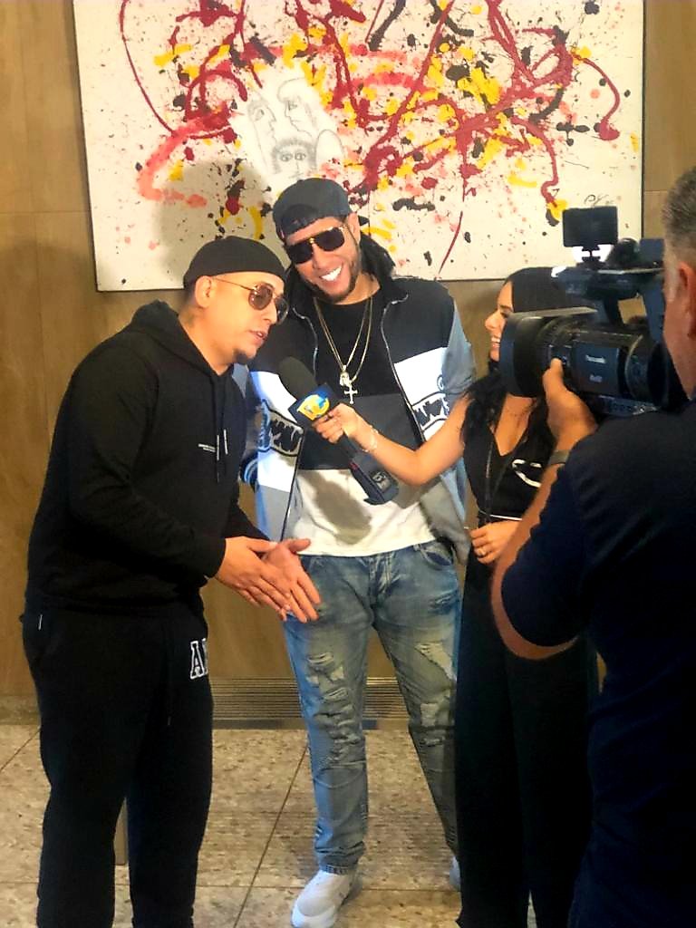 maximanpr's tweet photo. #DandoCandela #Loba media tour #Lexamarie @jkingymaximan #GladEmpire #QuerianPerreo2 https://t.co/OzHMuc2Bci