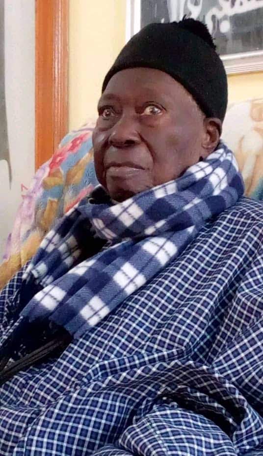 sossombacke's tweet photo. Seex Ibra néna akh doom duu ngeen ay yaram ndakh bu ngeen doon ay yaram louma wax  wala lu ma waxati da nguen koy bindd ndakh bougnu démé ba sa kaname samay wax dina am solo lool
Diarama Seex Ibrahima Fall https://t.co/6GHJjnHiDu