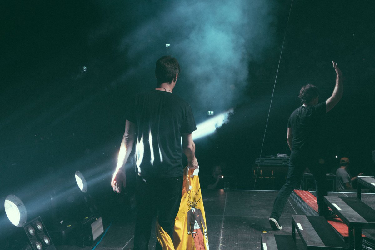 maroon5's tweet photo. More to come....Stay tuned #MemoriesTour https://t.co/IjKBcMQ4LZ