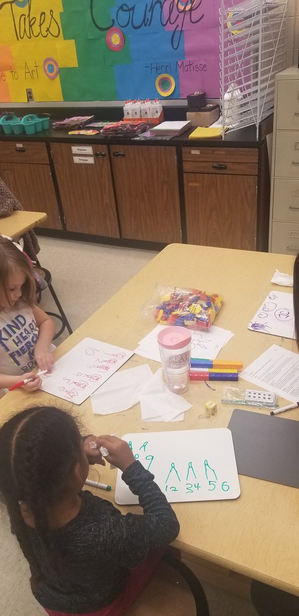 FundaGonulates's tweet photo. We played a lot of @KyCenterforMath inspired games during our club time at @cline21st. We started developing multiple images for multiplication and with older kids we practiced advanced multiplication strategies. https://t.co/aFgnRRzVUg