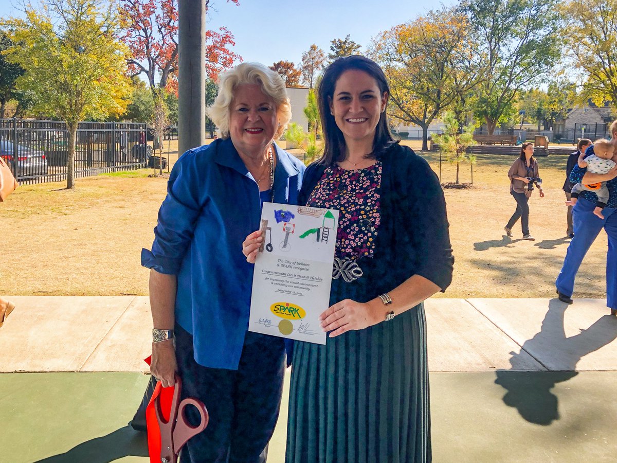 RepFletcher's tweet photo. #TeamTX07 member Erin attended the SPARK Park opening at Condit Elem. and even found her nephew busy at work.
These parks help kids flex their bodies and their minds—and build friendships along the way. Thank you to #TeamCondit, Kathleen Ownby, and the entire @CityOfBellaire. https://t.co/yHAw3MJyXt