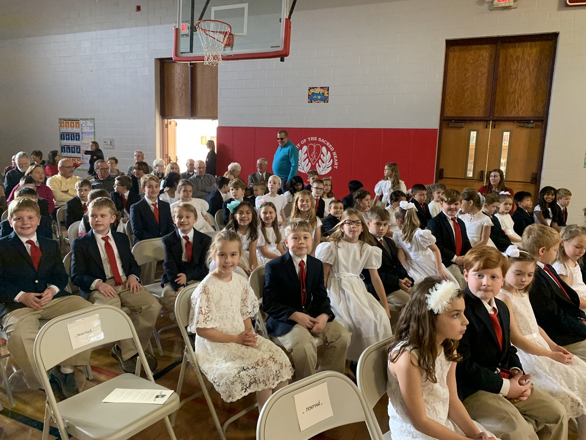 McGrane3rdClass's tweet photo. Happy Feast Day!! We celebrated our St. Philippine at a special liturgy today. What a special treat to hear from a great great granddaughter of one of “Philippine’s” beloved Potawatomi. @ash1818 https://t.co/LGeuC35VqX