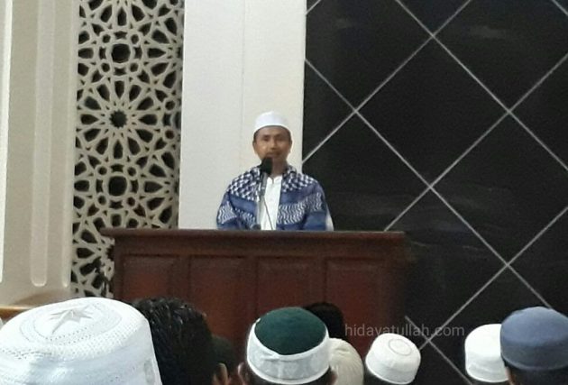 Tiga Fungsi Takbir Yang Di Terangkan Abdul Aziz Qahhar #alrahmah #berita #islam #muslim #tips alrahmahhajiumroh.com/index.php/2018…