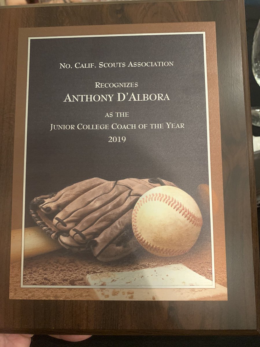 coachdSJDC's tweet image. Could not be more proud to receive the Northern California Scouts Association Junior College Coach of the Year Award. Thank you to those who have given me the opportunity to do this every day like @SFDonsBaseball and the coaches who have grinded with me the whole way @cbodish