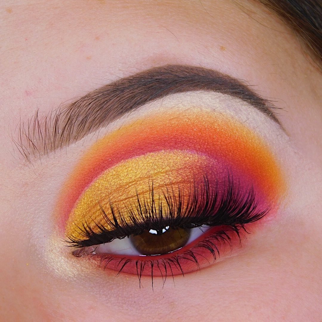 LAColorsusa's tweet photo. Sunset shadows ๐ @cakedbykayley used our Drama Lash Mascara
.
.
.
.
.
#LACOLORSCOSMETICS #Iโค๏ธMAKEUP
#lacolors #sunset #sunseteyeshadow #blendedeyeshadow #smokyeye #smokyeyes #drugstoremascara #mascara https://t.co/ucbdNZxm1M