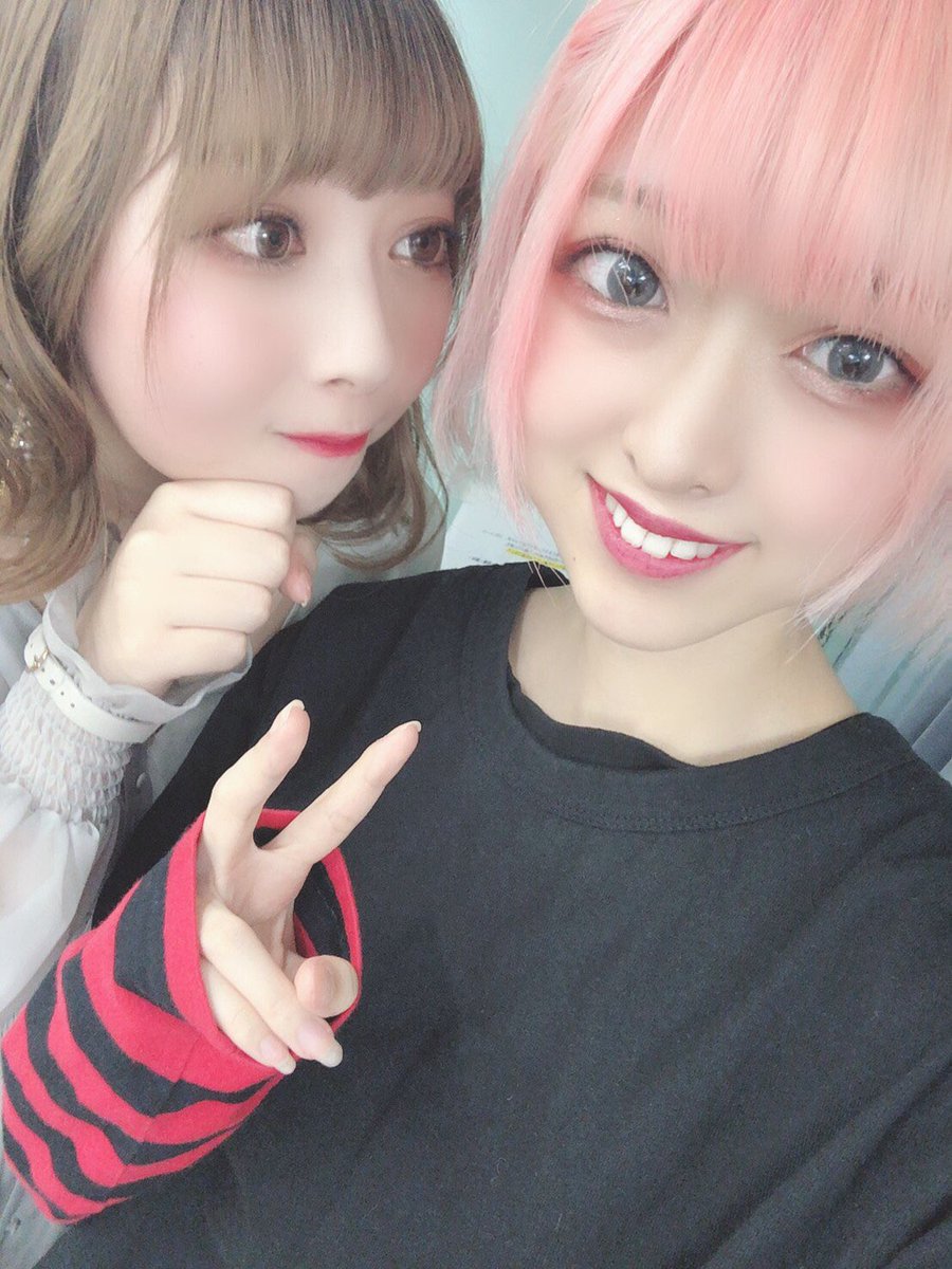 ysl_hanabi's tweet photo. 改めまして、#白と黒の忘年会 #Cチーム 全公演終了致しました✨
ご来場頂きました皆様、誠にありがとうございました🙇🏻‍♀️💖
初舞台という事で、ドキドキでしたが この舞台上に立てたことを誇りに思います。楽しんで頂けたでしょうか！？ 今後の華弥の活動も応援して頂けたら嬉しいです😊 https://t.co/9aOFvi6wo0