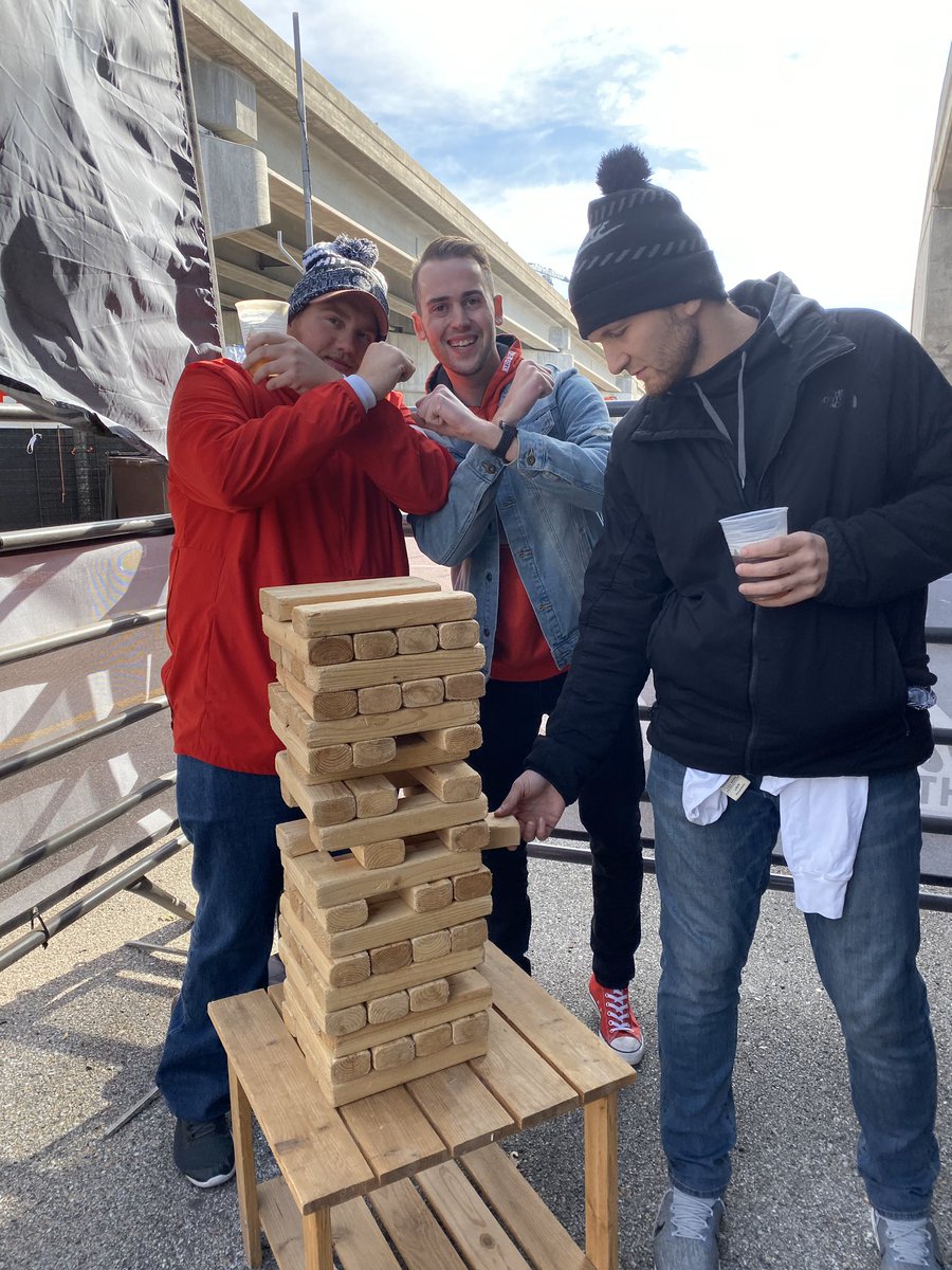 Cheffernick's tweet image. A picture representation of what it’s like to just try to live your life in Nebraska as NOT a cornhusker fan.