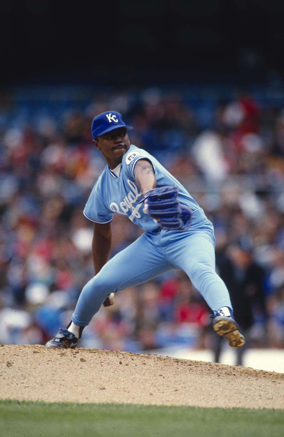 Happy Birthday to former Kansas City Royals player Tom Gordon(1988-1995), who turns 52 today! 