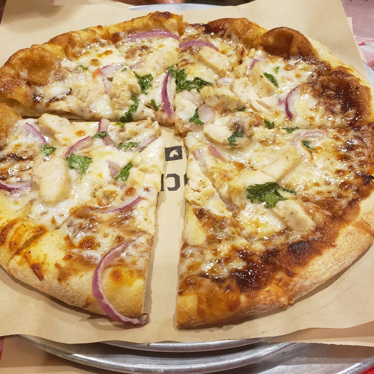 MyWorldFiction's tweet photo. #yourpiesouthside #yelpjax #expressyourinnerpasta #firebakedpasta https://t.co/IOyiyj7bIy