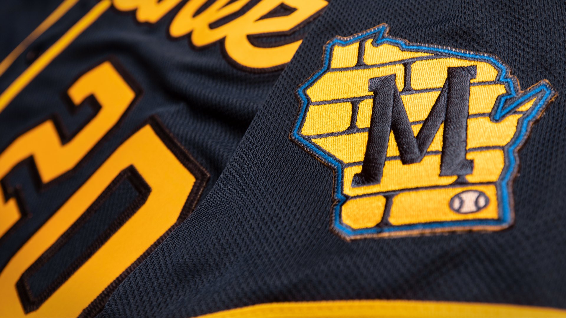 Milwaukee Brewers on X: Away navy. #glovestory  / X