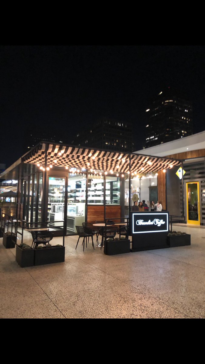brandinitoffee's tweet photo. Brandini Toffee at the beautiful Westfield Century City, Los Angeles is officially open! Our Grand Opening celebration is November 24, 1- 4pm. Please help us spread the word. #BrandiniToffee #toffee #popcorn #icecream #westfield #CenturyCity #LosAngeles #California https://t.co/q5UrpdPtCM