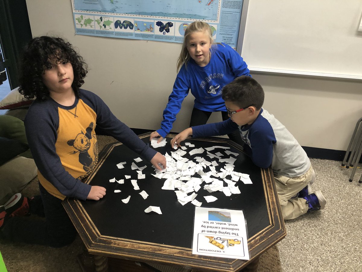 AmandaStrickler's tweet image. Simulating weathering, erosion, and deposition. #teamstrickler #makesciencefun #BHWarriorPride