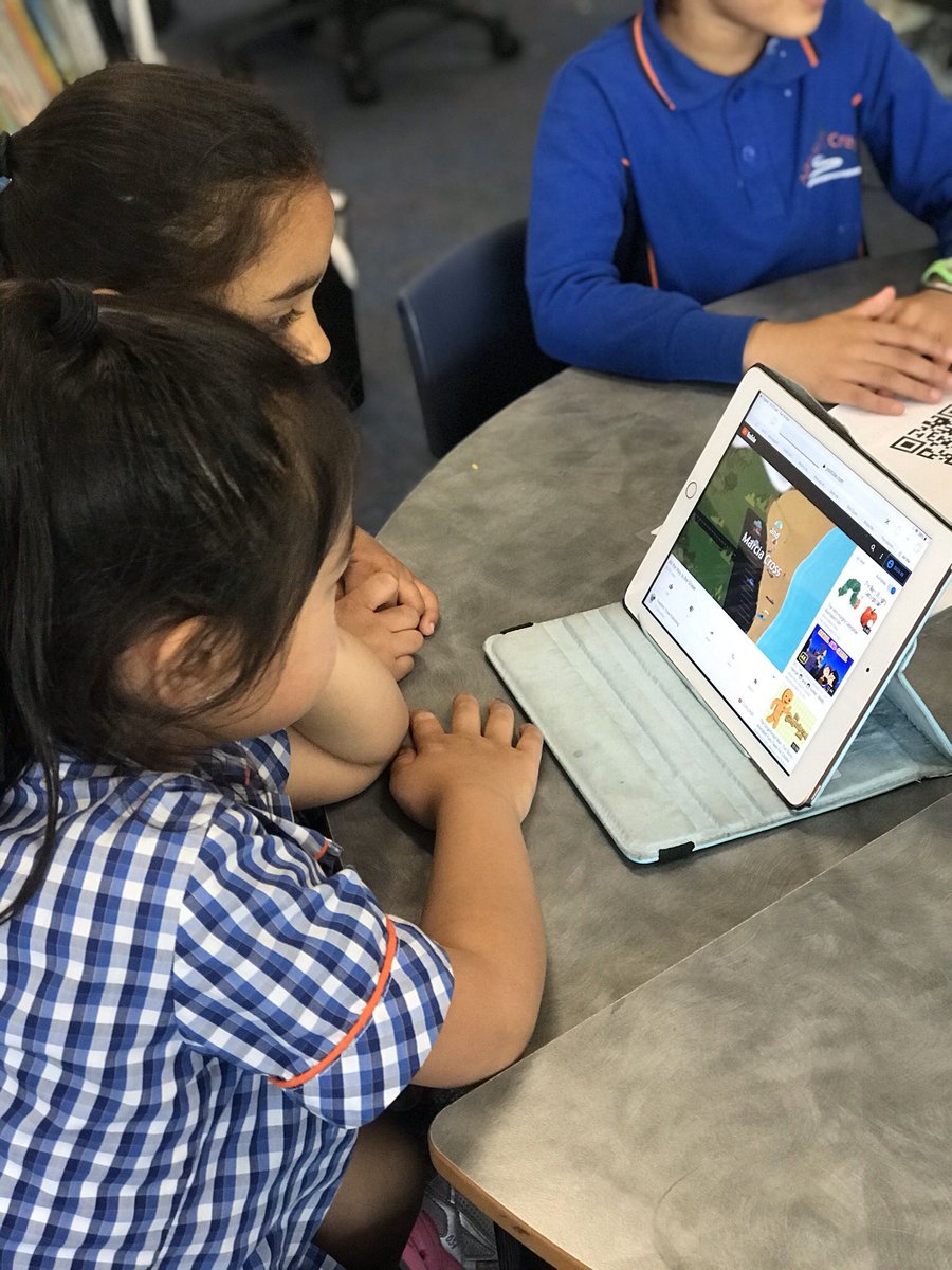 MissBrownACPS's tweet photo. Researching to help us better understand how to help stop plastic getting into our oceans in order to protect the animals @AitkenCreekPS @CBLWorld https://t.co/VuVlkCX8ha