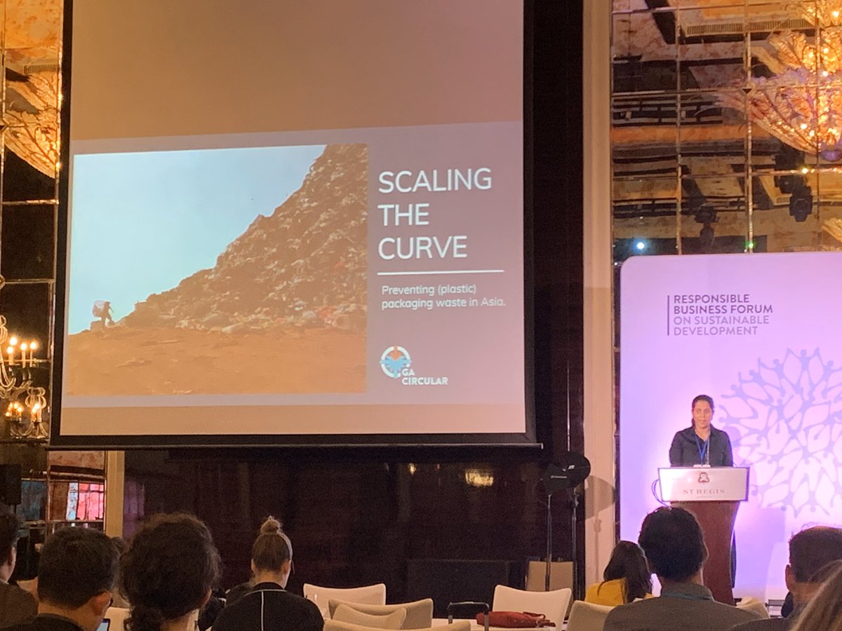 drostontang's tweet photo. Special presentations on #Circularity
#GAcircular - important multi-stakeholder engagement with primary data
#whitemonday - an alternative activity & action to #BlackFriday
#Rentadella - top dress already rented 30x
#RBFsingapore #Circularity2030 #startups #socialenterprises https://t.co/FCtCNs2AbP