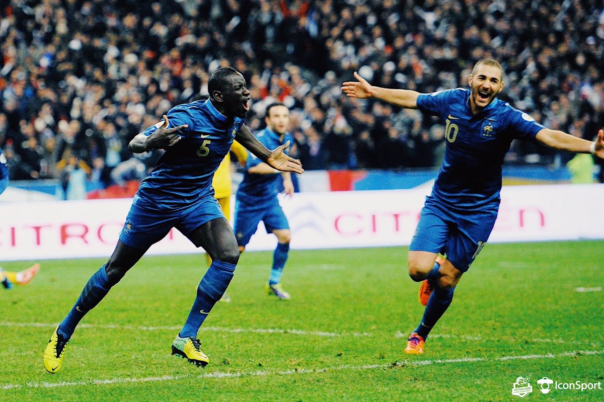 Footballogue's tweet photo. [#CM2014🏆] Il y a 6 ans jour pour jour, le Stade de France vibrait comme jamais !
L’Equipe de France gagnait sa place pour la Coupe du monde 2014 en renversant la situation face à l’Ukraine 🤩 https://t.co/ecpBbnpsvw