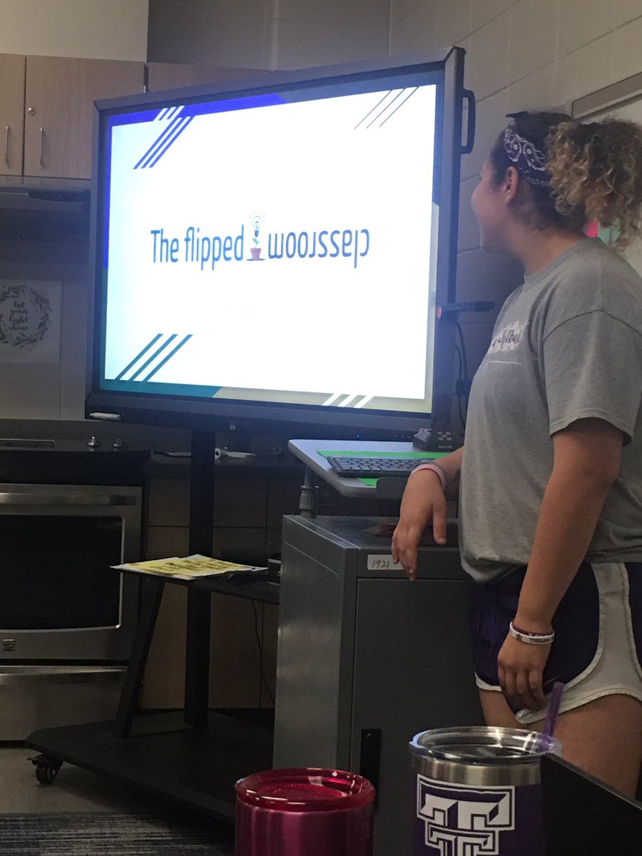 melmckeeverFCS's tweet photo. My IPET students researched Educational Trends and presented the information. #futureteachers @KleinCain https://t.co/RHz1aSbyKJ