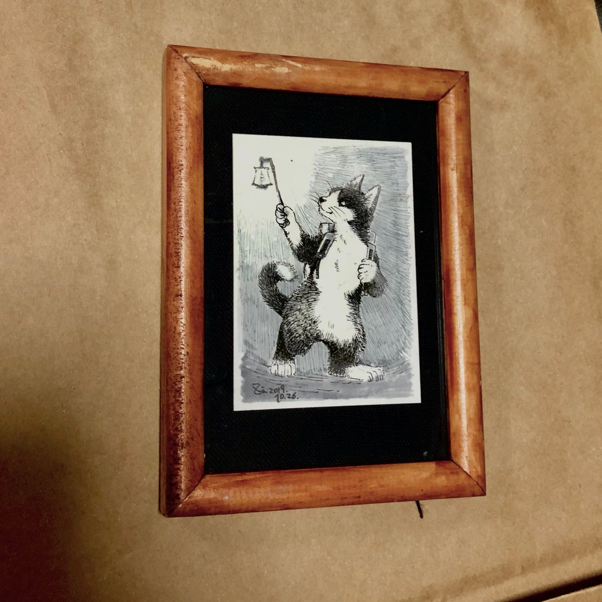 ドリームコミッション公式アカウント على تويتر 前回私が頼んだ米良仁先生のイラストですが 先生は動物のイラストがリアルとディフォルメのバランスが素晴らしく その上ゲームのお仕事で培われた引き出しの多さ ジャンルの幅広さ を踏まえて 猫 冒険者