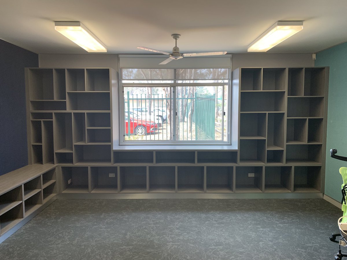 The power of <a href="/NOII_NSW_Aust/">NOII NSW + AEN</a> <a href="/AnnievilleElem/">Annieville Elem</a> <a href="/Sthelenspark_ps/">St Helens Park PS</a> our communal loose parts’ room. Curiosity and wonder abounds. @SackvilleStPS <a href="/_iEndo/">Karen Endicott</a> #sackcess