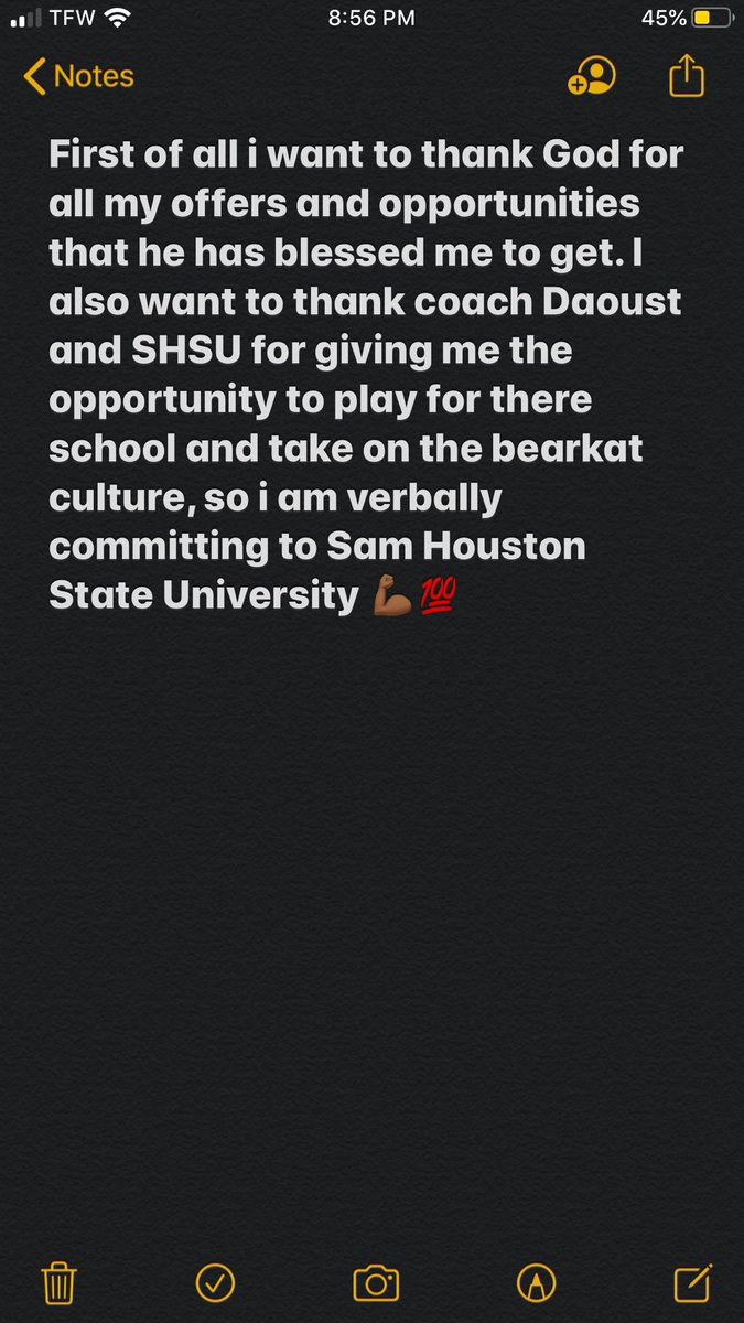 Quintonowens80's tweet photo. 💯🙌🏾👏🏾#EatEmUpKats @coachdaoust https://t.co/ix1pRBEgKg