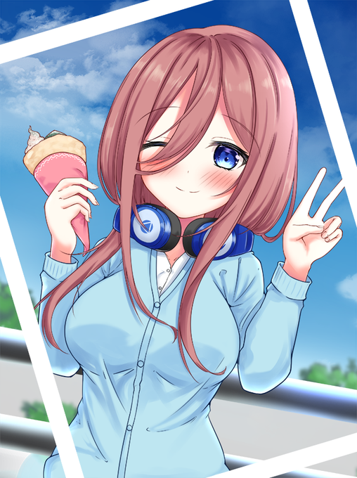 なこ太さんがTwitterに投稿した中野三玖(五等分の花嫁)のイラスト。