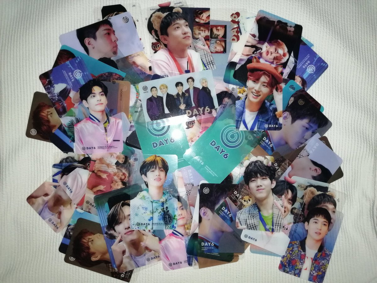 #DAY6GRAVITYinMNL GIVEAWAY 🍀 Tita @joeycholeekang & I are finally back on twt with our usual kalat! And yes, we're having a GA of these transparent photocards I got from my recent Seoul trip 💕 RT and like to spread. See you, My Days! Lezgetit!