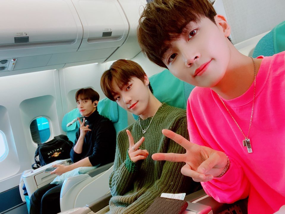 pledis_17's tweet photo. [17'S 디노] 다녀올게요^^ https://t.co/T0S4YAzt9p