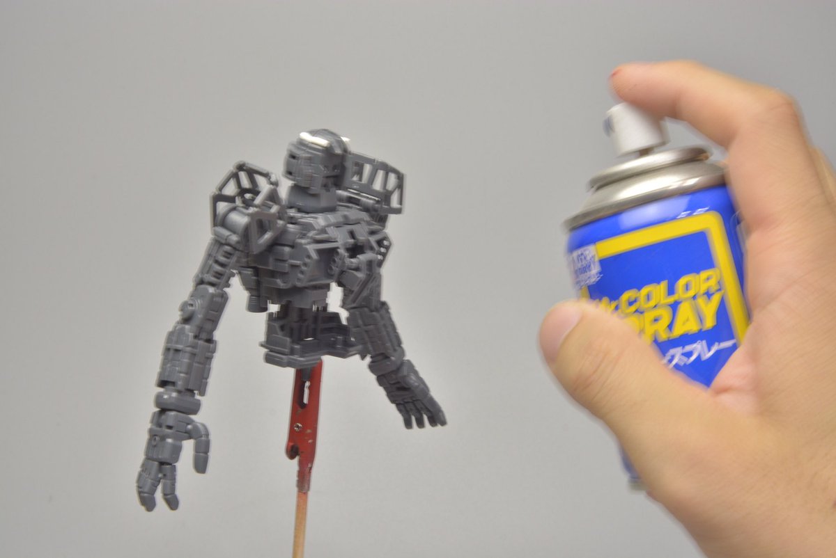 プロモデラー 林哲平 見るだけでプラモが上手くなるツイッター Mgガンダムver 2 0のテーマはフレームモデル 非常に完成度の高い2 0シリーズの内部フレームを外装をつけず そのまま完成品として仕上げる方法を解説 ドライブラシやシリンダーディテールの