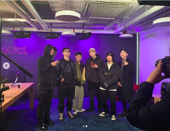 Kvibe_thailand's tweet photo. Andup, Giriboy, Lil Boi, Ugly Duck และ Take One ร่วมเป็นแขกรับเชิญในรายการ 'THINKING BOUT' เพื่อร่วมพูดคุยถึงเรื่องราวช่วงที่ผ่านมาในฐานะเพื่อนร่วม Do'main Crew กับ Zico ซึ่งทำหน้าที่เป็นผู้ดำเนินรายการดังกล่าว
#Domain #Andup #Giriboy #LilBoi #UglyDuck #TakeOne #Zico #Kvibenews https://t.co/KdbT1St8aG