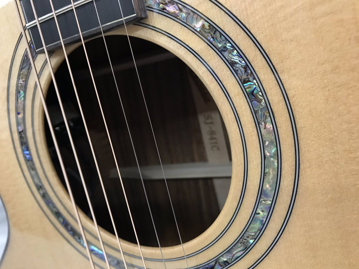 長岡店】 Rosso SJ-841C 美品中古入荷致しました✨ ボディトップ単板