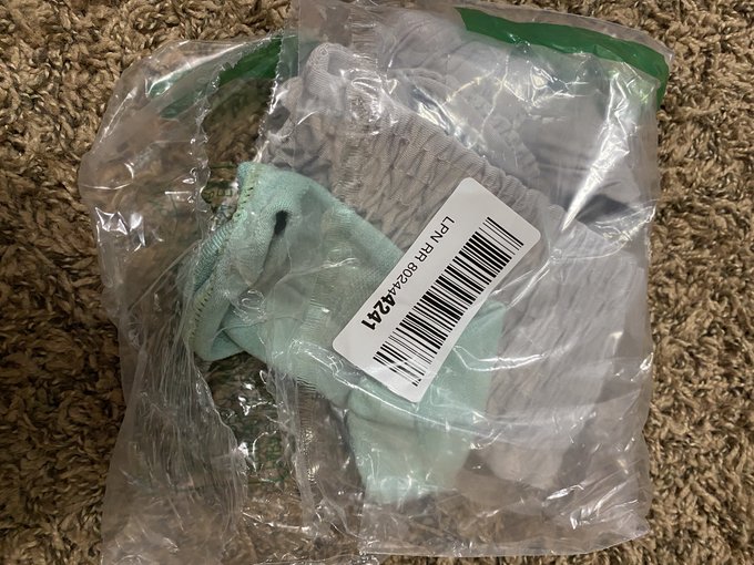 That time you get shipped a dirty sock in your amazon package. I can&rsquo;t make this shit up. Wtf @amazon<a href="/tag/selfie"class="tags"><span>#selfie</span></a><a href="/tag/girls"class="tags"><span>#girls</span></a><a href="/tag/boomerang"class="tags"><span>#boomerang</span></a><a href="/tag/stuff"class="tags"><span>#stuff</span></a><a href="/tag/amazonprime"class="tags"><span>#amazonprime</span></a>