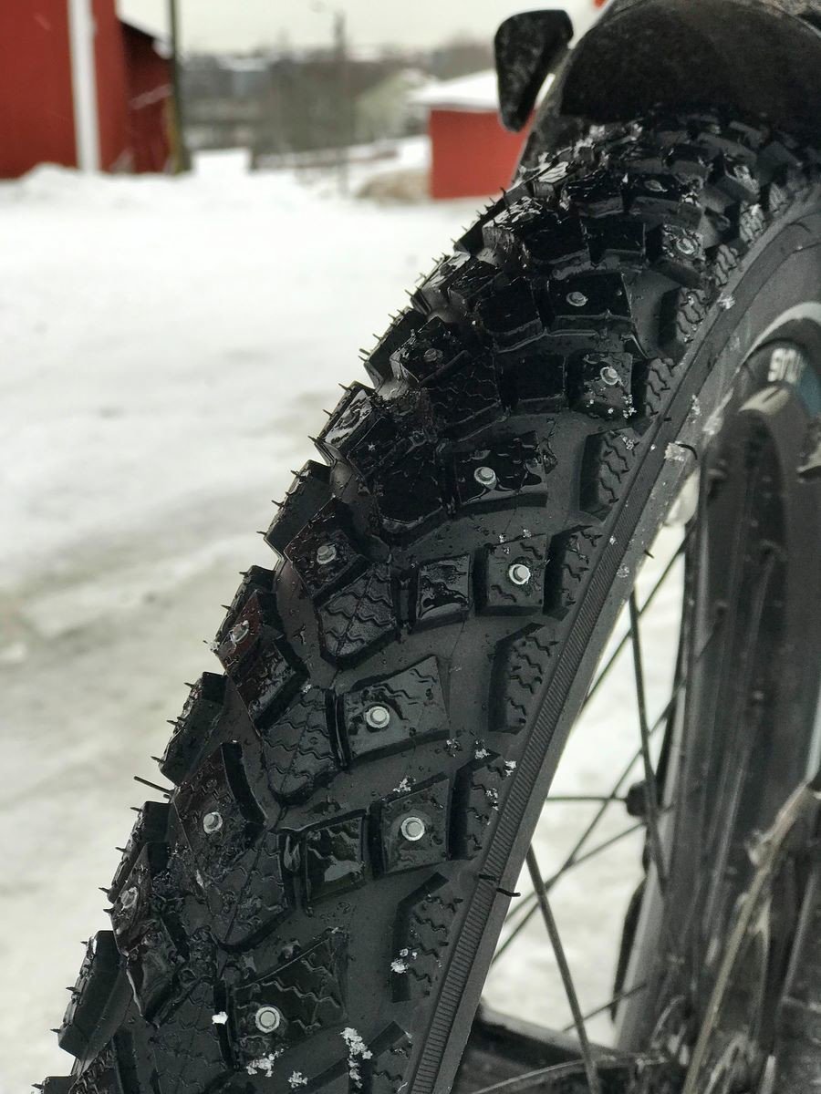 Zeug optocht Naar behoren Tern Bicycles on Twitter: "A friendly reminder for those living in cold and  snowy places: the Schwalbe Marathon Winter Plus 55-406 (20 X 2.15) fits the  GSD and the Vektron! #terngsd #ternvektron #