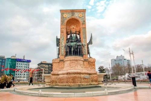 TrailsEurasia's tweet photo. Discover day tours and travel packages on https://t.co/9Nf8hQzFMB in Turkey! You will be spoiled for choice with tours starting at only USD 20 per person. #discoverturkey #turkeytour #citytour #cnntravel #bbctravel #travelnetwork #travel #tour #istanbulexperience #exploretravel https://t.co/ukXdGMCNUm