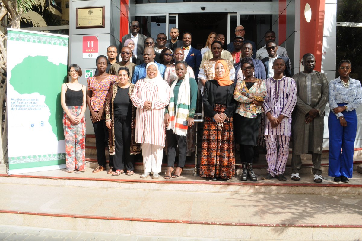 PNUD_BFA's tweet image. Accélérer  #ratification &amp;amp;  #domestication des #traités de Union Africaine : Ouverture ce matin à Dakar Atelier renforcement capacités journalistes et influenceurs sur les instruments juridiques de UA @BurkinaMae @UNDPAfrica @_AfricanUnion @SwedenInBF @ciowela @AMELIEGUE