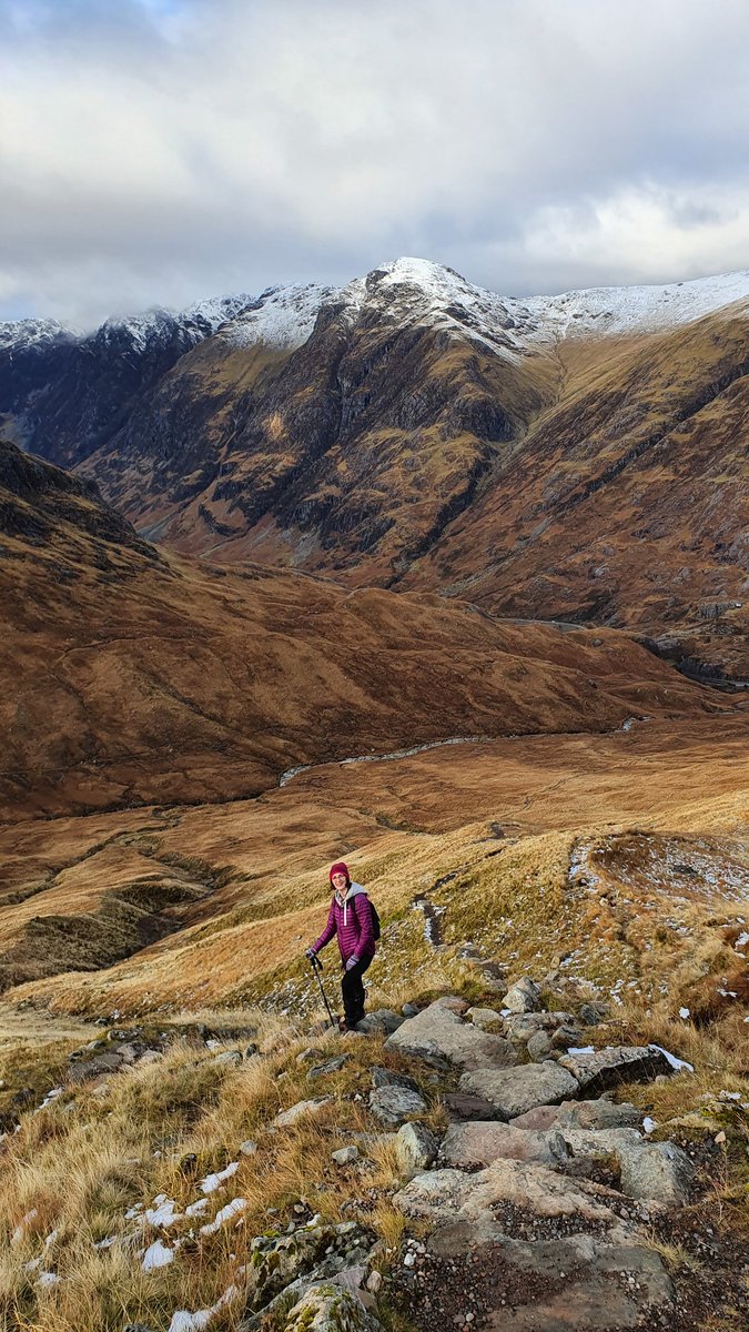StuartRamsay39's tweet image. We had a great day in the hills of Glencoe, climbing the peaks of Buachaille Etive Beag. First snowy winter climb, gotta love Scotland!! @ScotsMagazine @VisitScotland @Scotland @N_T_S #glencoe #rannochmoor #munro #hillwalking #landscape #scotspirit #scotshots #Scotland #mountain