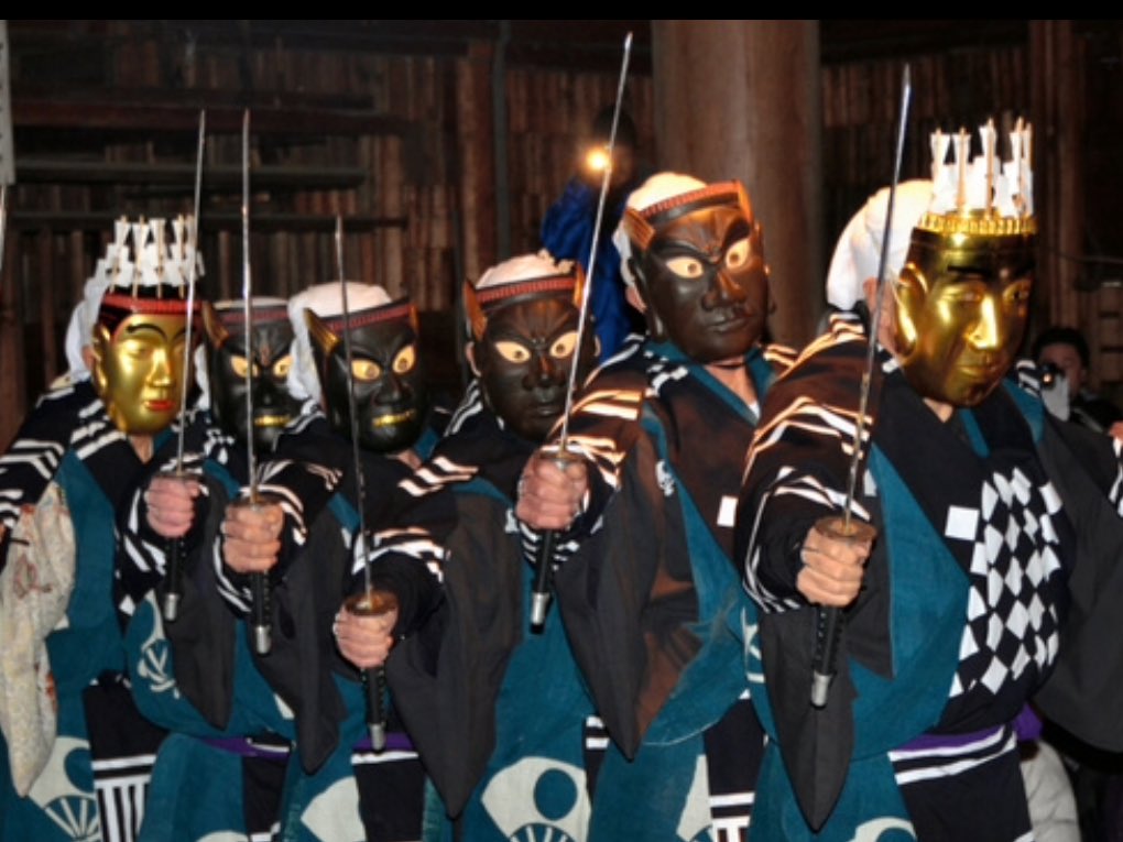 面を被って行われる日本各地の神事や祭事の様子がカッコイイ 現代ではこんな風にアレンジした人たちも ゾクゾクする絵面ばかり Togetter 面を被って行われる日本各地の神事や祭事の様子がカッコイイ 現代ではこんな風にアレンジした人たちも ゾクゾクする絵面ばかり Togetter