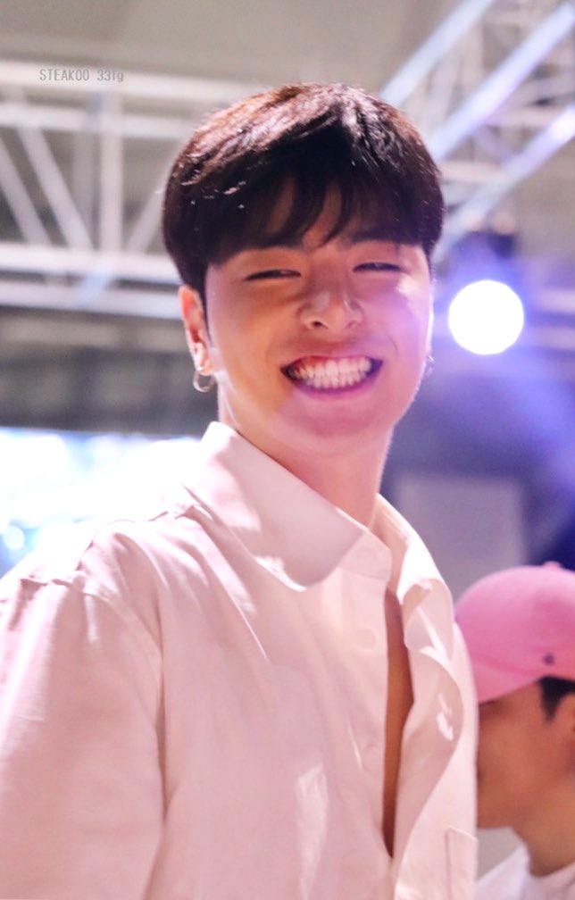 Missing his big smiles  #JUNHOE  #iKON #구준회  #아이콘  #ジュネ