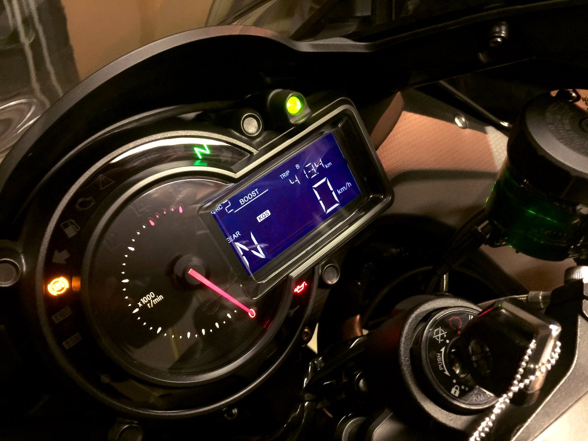 Nao クルマもバイクも コックピットやメーターのデザインって大事だよね デジタルメーターもかっこいいけど アナログ メーターの方が気分が高揚する Ninja1000 Ninjah2 Z32 Kawasaki Nissan T Co Axlre76am1