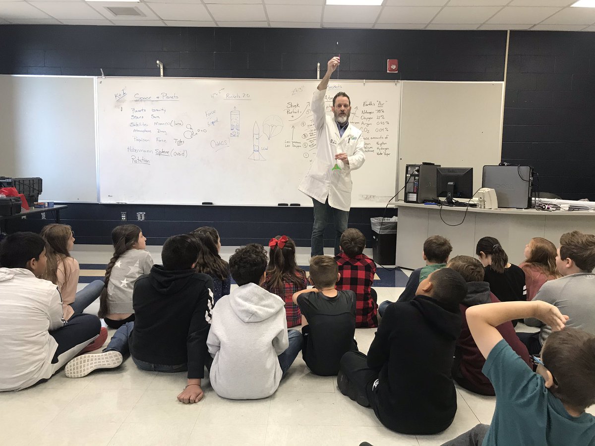 ashleeanne08's tweet photo. The Science Guy was so much fun today! @MarvinWrightEle https://t.co/xJpkZh0huN