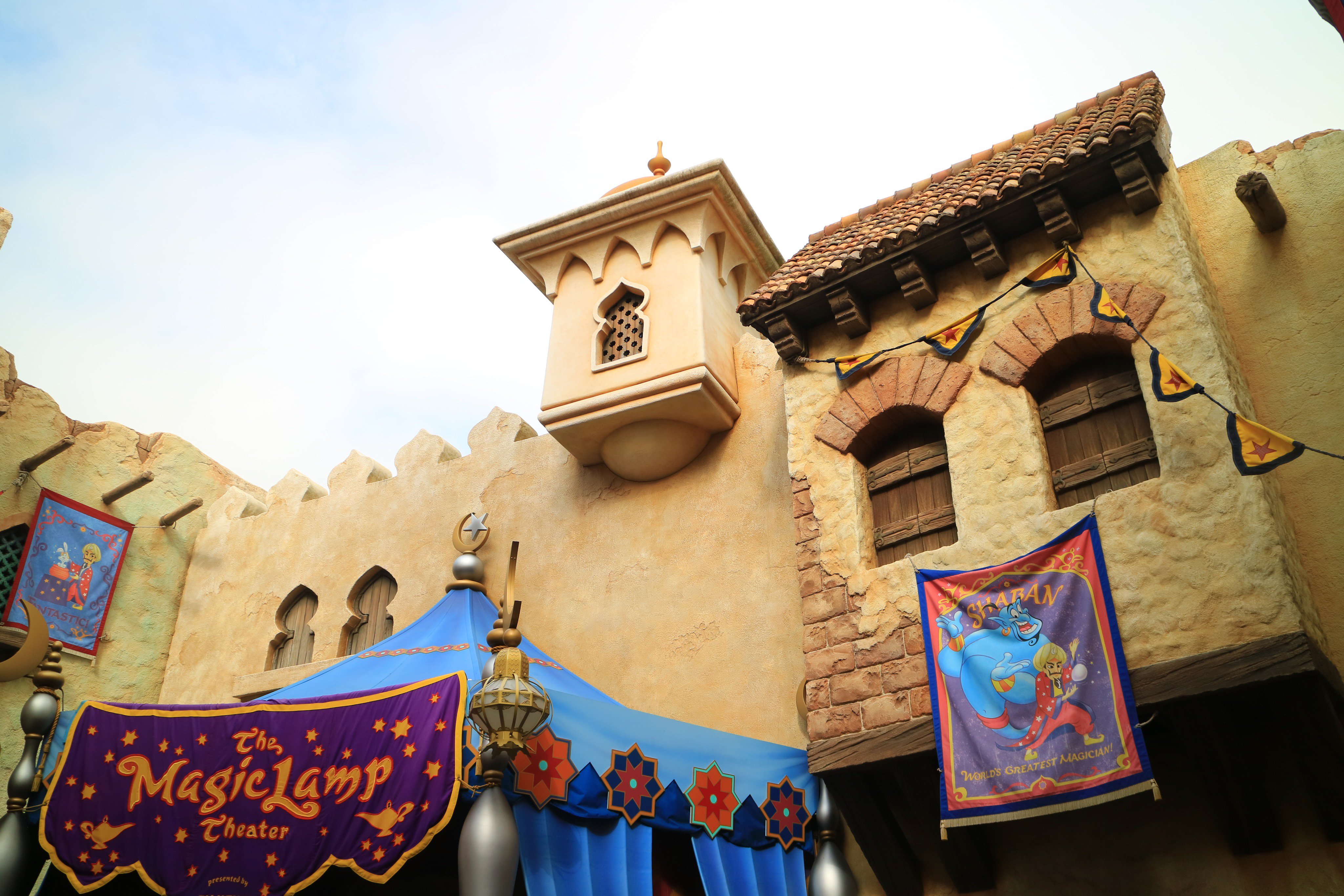 ケイル 東京ディズニーシー Tokyo Disneysea アラビアンコースト Arabian Coast 一歩踏み込めばそこはアラビアンな世界 路地を散策すると街並みは少しゴチャゴチャした印象だけど アラビアの庶民の暮らしや文化を気軽に体感できるエリア T