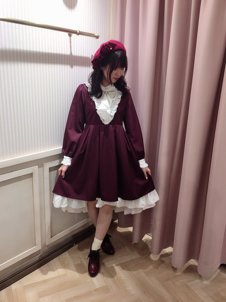 amavel ボルドーのワンピース