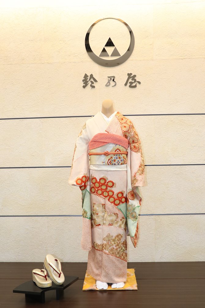 芦田愛菜プロデュース ウサギの振袖 七五三・パーティー JAPAN STYLE