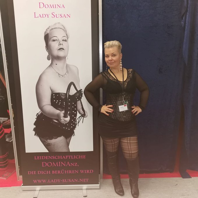 I always wanted a photo with myself :-)  Follow me also on FB https://t.co/qeVh9i31FY on MyDirtyHobby