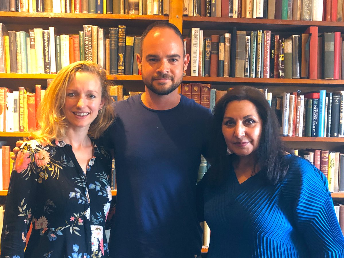 thatbenholden's tweet image. Join acclaimed poet @Idharker and owner Sylvia Whitman in ‘the rag and bone shop of the heart’ - legendary @Shakespeare_Co - on its 100th Birthday! Tune in with the tumbleweeds. A transporting Ex Libris. #exlibrispod #shakespeareandcompany #sylviabeach 
exlibrispodcast.com/episodes/e03-i…