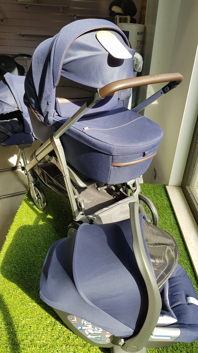 FarmaBabyCadile's tweet photo. Aptica @InglesinaBaby 
The Glam crossover

Vieni a scoprire lo stile Glam di Aptica nei nostri punti vendita

#Cadile #Catania https://t.co/zHPrsFnBSY