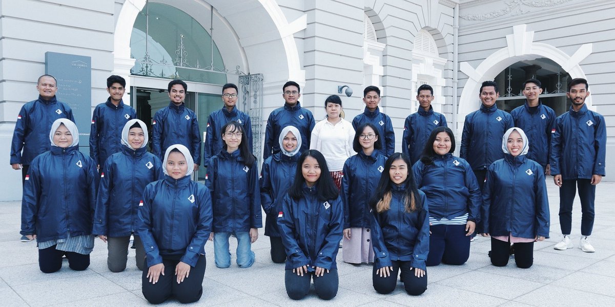 Jinggaswara Itenas Choir (@jinggaswara) on Twitter photo Jinggaswara Itenas Choir pada 12th International Choral Festival Orientale Concentus 2019, Singapore yang dilaksanakan pada 29 Juli - 01 Agustus 2019 dengan kategori Chamber Choir.
.
Email : jinggaswara@itenas.ac.id
Facebook : Jinggaswara Itenas Choir
Instagram : <a href="/jinggaswara/">Jinggaswara Itenas Choir</a> Jinggaswara Itenas Choir pada 12th International Choral Festival Orientale Concentus 2019, Singapore yang dilaksanakan pada 29 Juli - 01 Agustus 2019 dengan kategori Chamber Choir.
.
Email : jinggaswara@itenas.ac.id
Facebook : Jinggaswara Itenas Choir
Instagram : <a href="/jinggaswara/">Jinggaswara Itenas Choir</a>