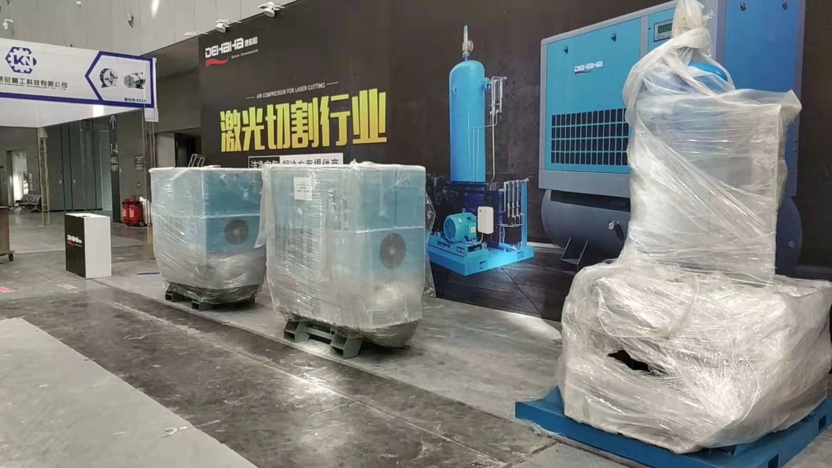 AdamHaiji's tweet image. Guangzhou Foshan Nov. 20~23th 2019.

5H－K028，Welcome for visiting us.

#aircompressor #screwaircompressor #compressorfactory  #dehahacompressor
#kompressor #equipment #oilfreecompressor #oilfreedrycompressor #doublestagecompressor #compresorexihibition #compressordear
