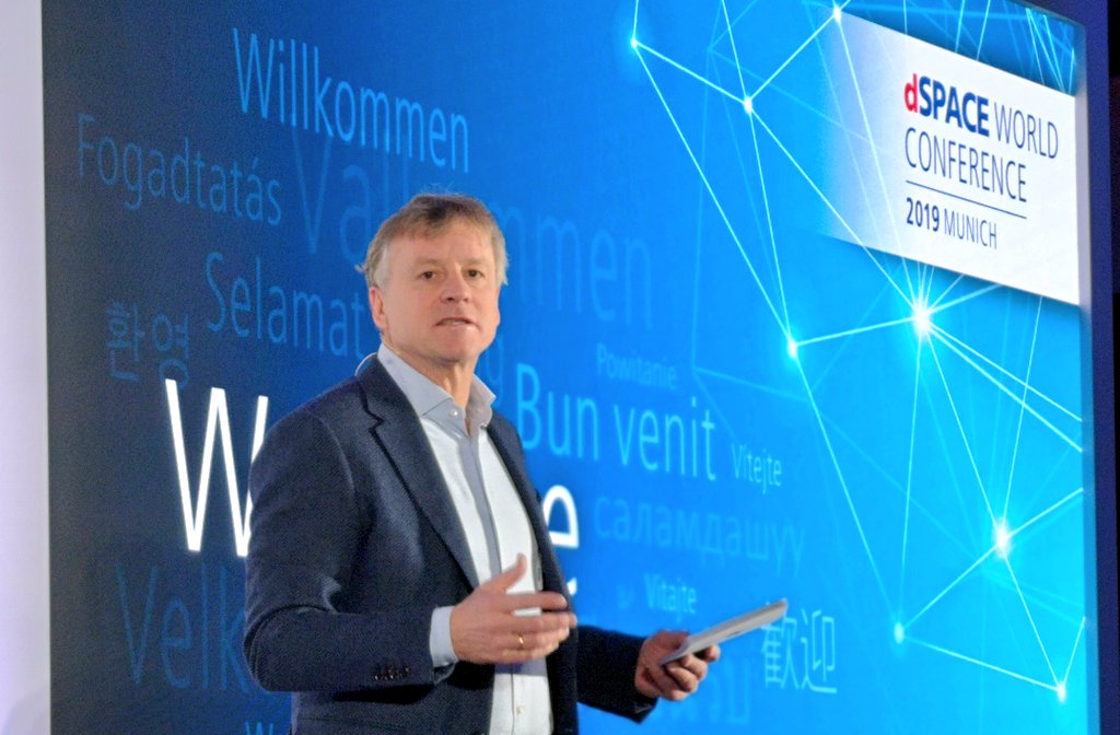 GerhardStelzer's tweet photo. Martin Goetzeler, CEO von @dSPACEglobal, eröffnet die dSpace World Conference in München #dwc19 vor vollem Plenum: "dSpace #Transformation is well on track" #Elektromobilität #AutonomesFahren #Simulation #Validation @Elektronikauto https://t.co/uvrlak7pz4